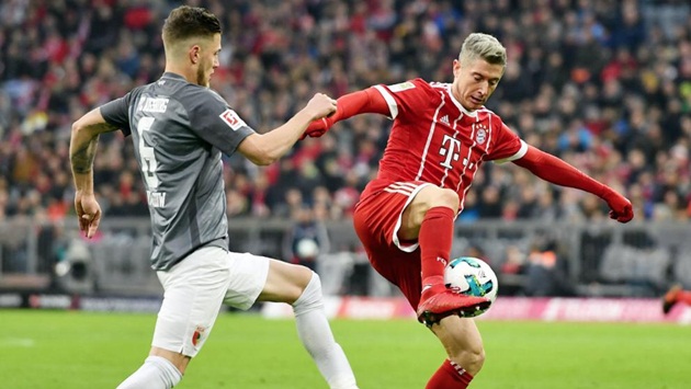 Highlights: Bayern Munich 3-0 Augsburg (Vòng 12 Bundesliga)