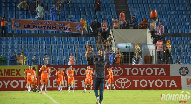 Cầu thủ SHB Đà Nẵng cảm xúc ngày chia tay Coach Huỳnh Đức