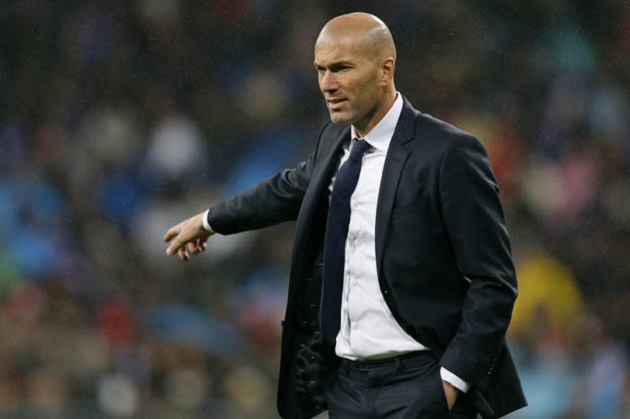 Sắp "bay ghế", Zidane vẫn hết mực bảo vệ học trò