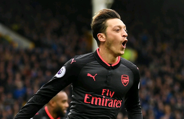 Ảnh bài viết Schalke xác nhận muốn có Mesut Ozil