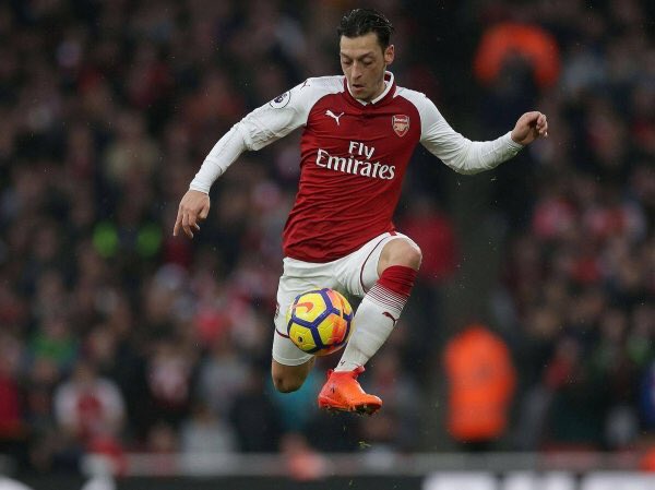 Ảnh bài viết Tương lai Mesut Ozil: Barca, chân trời hứa hẹn?