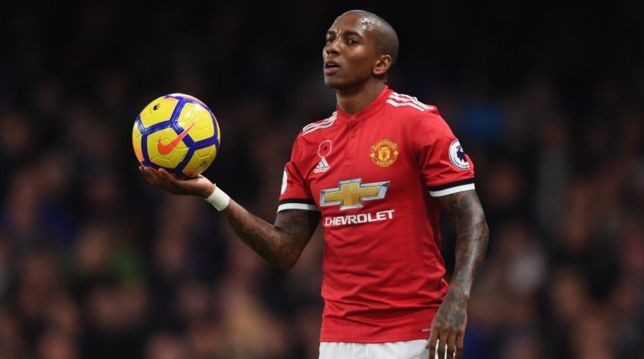 Ảnh bài viết Chuyển động M.U: Phần thưởng cho Ashley Young