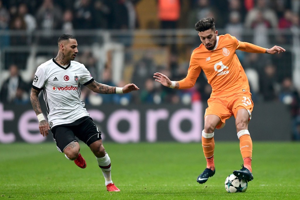 Hòa Porto, Besiktas làm nên lịch sử Champions League