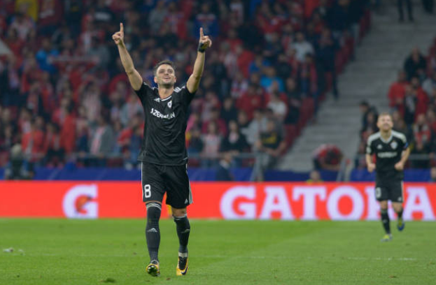 Kịch bản điên rồ: Qarabag loại Chelsea, Atletico