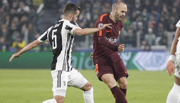 Được tán thưởng giữa lòng Turin, Iniesta sinh ra để chinh phục trái tim NHM