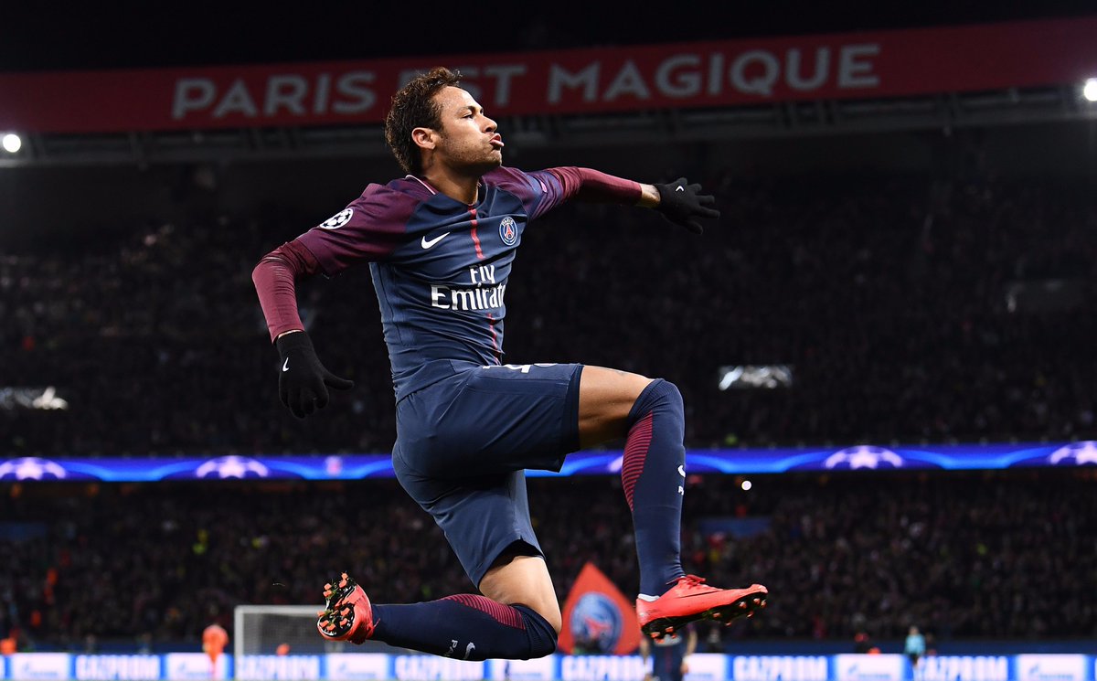 Neymar - Ông vua vòng bảng Champions League