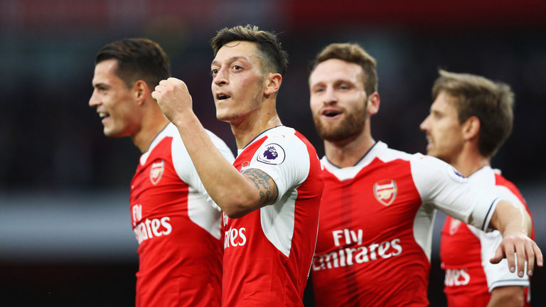 Top 5 đội bóng sẵn sàng nối gót Man United