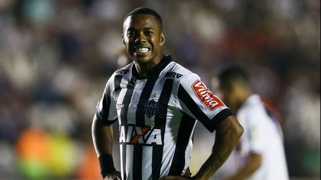 Robinho đi tù 9 năm vì tấn công tình dục