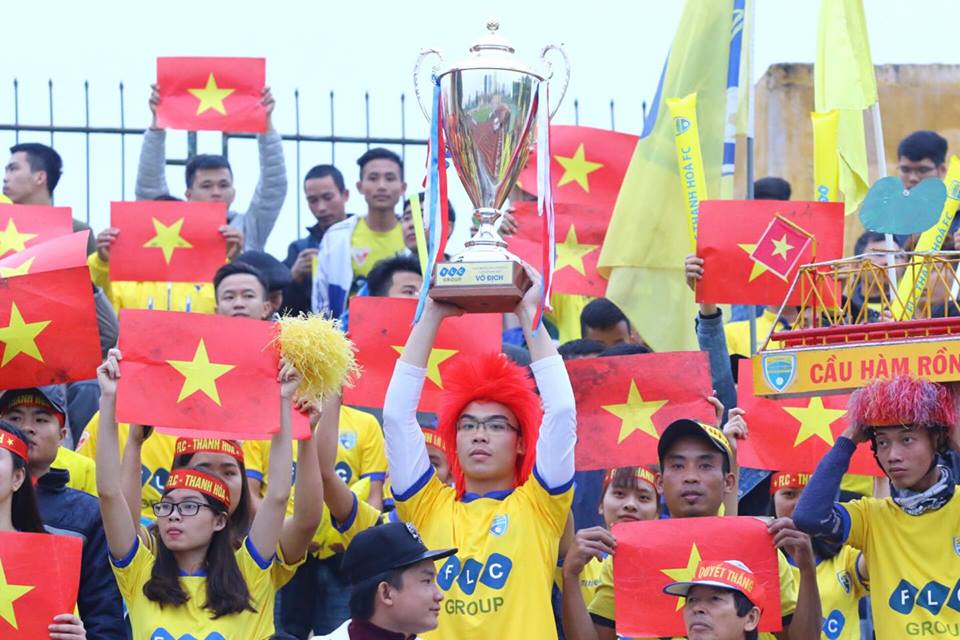 CĐV Thanh Hóa máu lửa, mong chờ chức vô địch V-League 2017