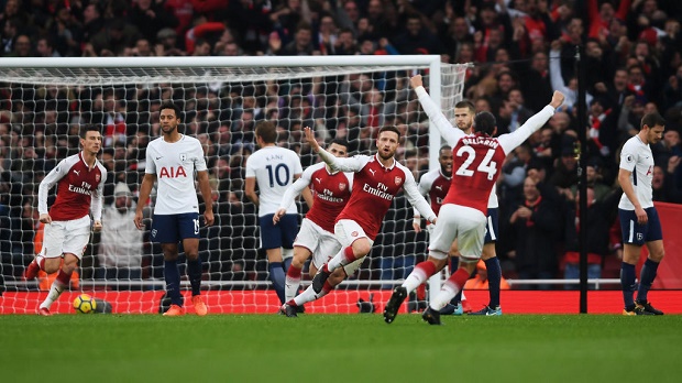 CĐV Arsenal hả hê troll Tottenham trên mạng xã hội
