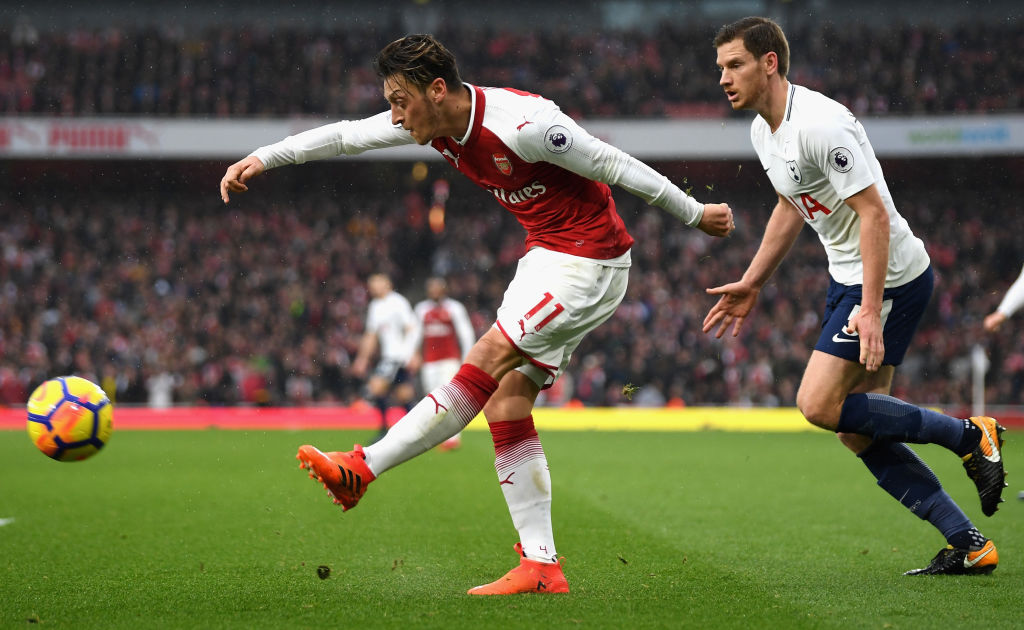 NÓNG: Mesut Ozil xác nhận gia nhập Man United