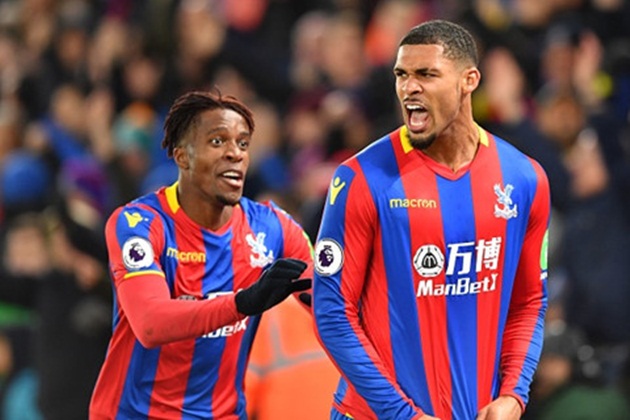 Sakho ghi bàn thắng vàng đưa Crystal Palace trở về từ cõi chết