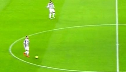 Màn trình diễn của tân binh Benedikt Höwedes (Juventus) trước Crotone