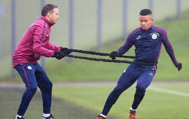 Ảnh bài viết Cái rét không làm chùn chân Man City trước trận gặp Southampton