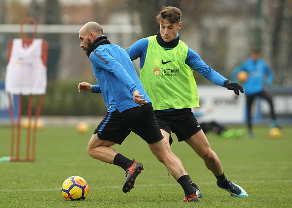 Ảnh bài viết Milan, nửa đỏ u ám, nửa xanh đầy hy vọng