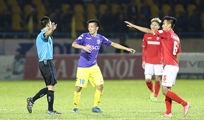 Ảnh bài viết Hôm nay Ban kỷ luật VFF xử lý vụ đánh nguội của Văn Quyết