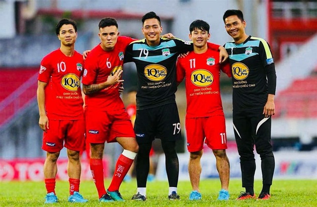 HAGL sắp chia tay cầu thủ đầu tiên