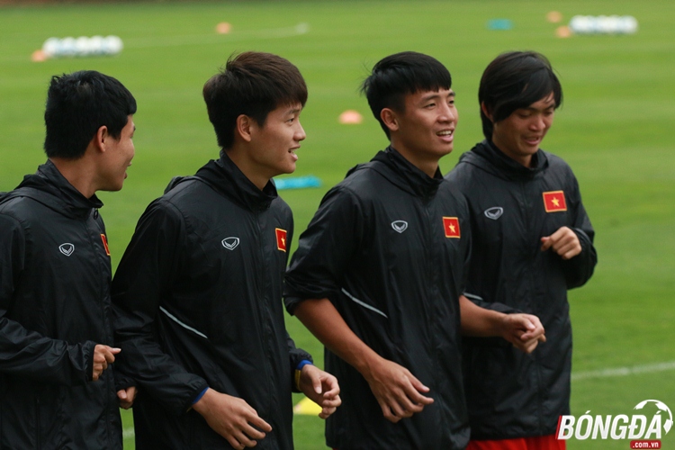 6 cầu thủ U23 Việt Nam tập riêng trong ngày đầu hội quân