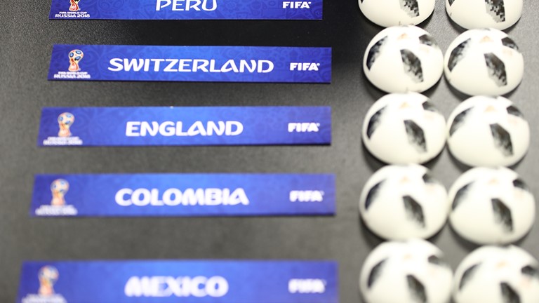 Bốc thăm vòng bảng World Cup 2018: Tây Ban Nha đụng Bồ Đào Nha, Anh đối đầu với Bỉ