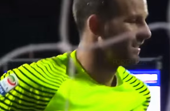 Samir Handanovic, bức tường khổng lồ trong khung gỗ Inter