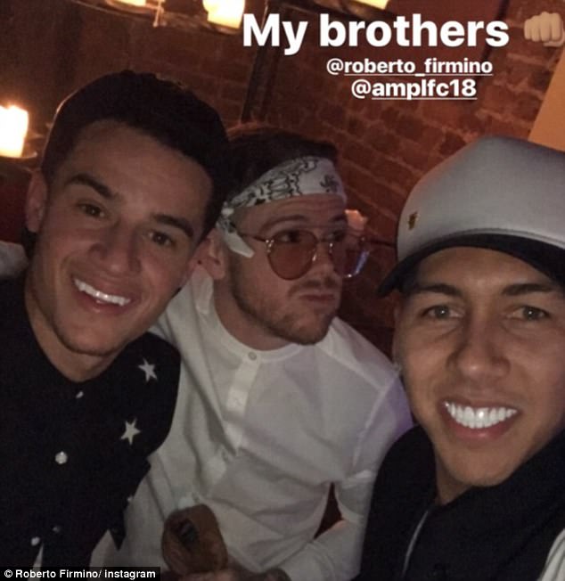 Ảnh bài viết Dàn sao Liverpool quẩy xuyên đêm sau màn hủy diệt Brighton