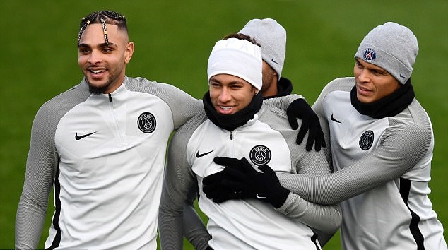 Ảnh bài viết Thua sốc, Neymar và dàn sao PSG vẫn tươi cười trên sân tập