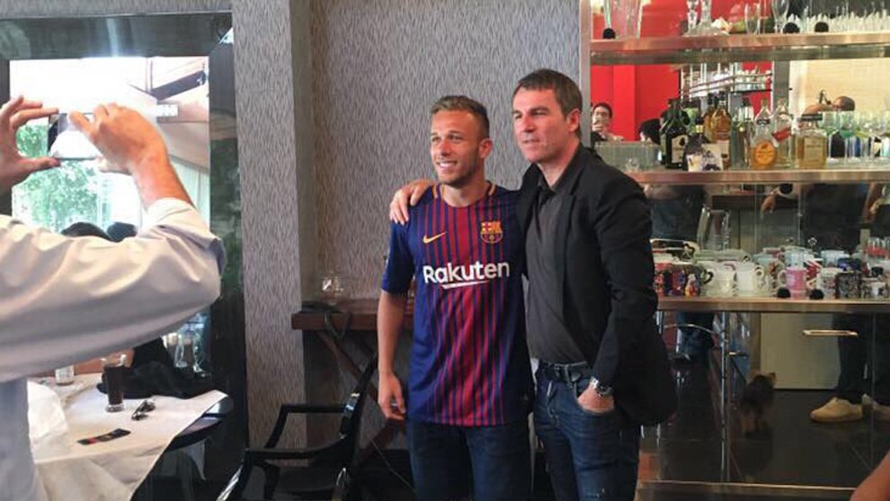 Hành động khó tin, "Iniesta mới" sắp cập bến Barcelona