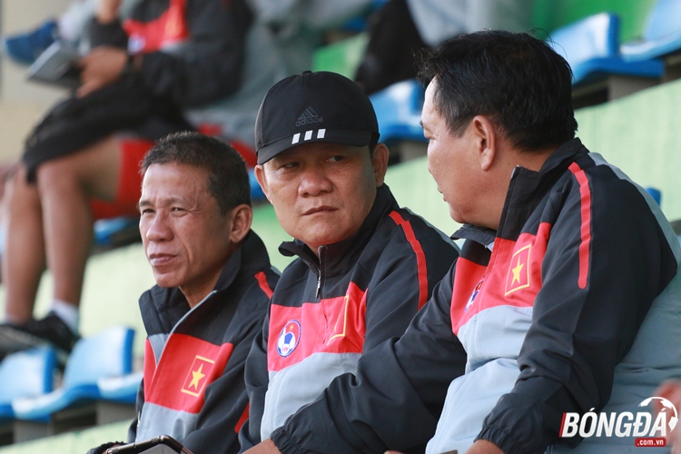 Chờ ngày HLV Việt Nam vươn tầm "ao làng"