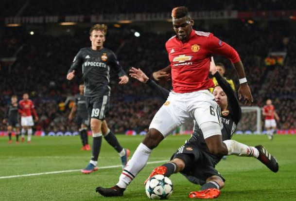 Pogba nhẹ nhàng 'cân' cả 3 cầu thủ của CSKA Moscow