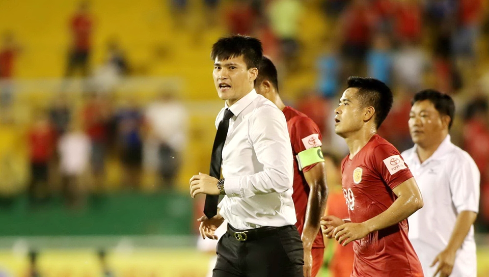 Công Vinh có xây được “Dream Team”?