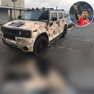 Chơi trội, Boateng quyết lái xe tăng