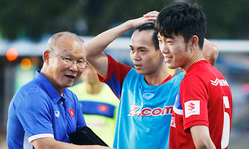 Ảnh bài viết Điểm tin bóng đá Việt Nam sáng 09/12: Xuân Trường thoải mái, Công Phượng lập cú đúp