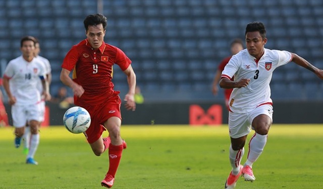 Ảnh bài viết Văn Toàn thừa nhận chưa quen với sơ đồ 3-4-3