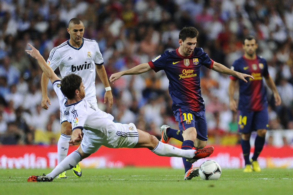 ĐỐI THOẠI cùng Xabi Alonso: Chặn Messi, tôi phải dùng thủ đoạn đê hèn