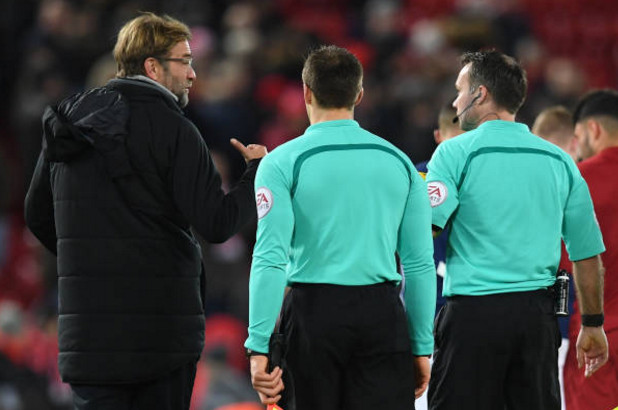 Ảnh bài viết Klopp 'bám riết' trọng tài vì Liverpool bị từ chối bàn thắng