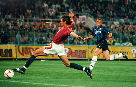 Trận cầu kinh điển, AS Roma 4-5 Inter Milan (1998/99)