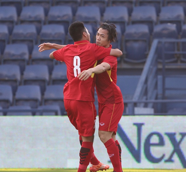 Ảnh bài viết TRỰC TIẾP U23 Thái Lan 1-2 U23 Việt Nam: Việt Nam đổ bê tông (KẾT THÚC)