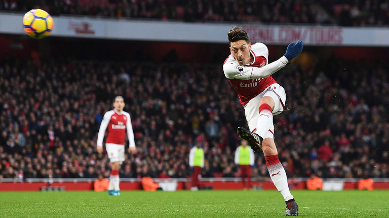 Ảnh bài viết Điểm tin tối 17/12: M.U ra tay vụ Ozil; Griezmann rất gần Barca