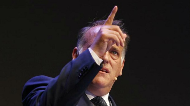 Ảnh bài viết Chủ tịch La Liga lên tiếng về việc Barca xếp hàng vinh danh Real Madrid