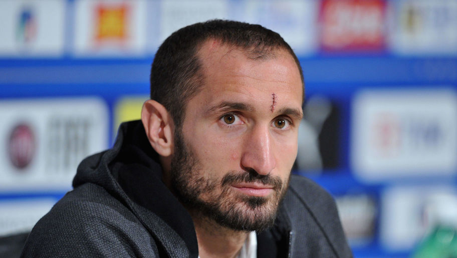 Chiellini vẫn còn 'cay' Pep Guardiola