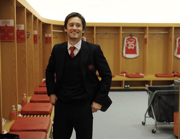 CHÍNH THỨC: Tomas Rosicky giải nghệ