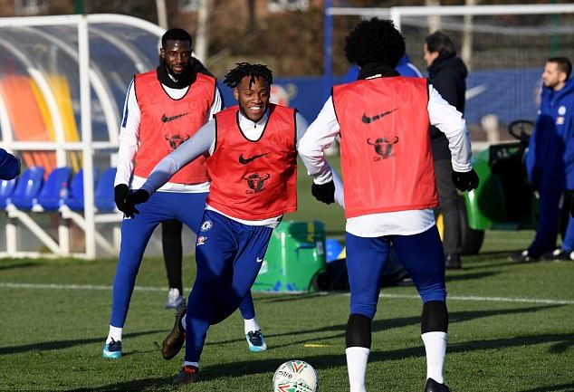 Ảnh bài viết Michy Batshuayi mừng ra mặt khi được HLV Conte hứa trao cơ hội