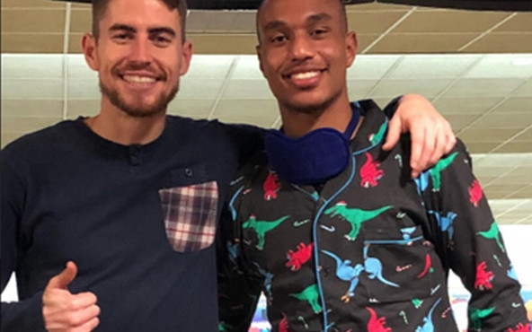 Ảnh bài viết Dàn sao Napoli rủ nhau mặc đồ ngủ đi chơi bowling