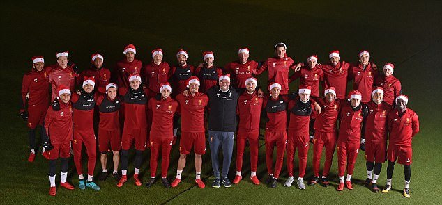 Ảnh bài viết Liverpool vừa chào Giáng sinh, vừa tập luyện để chiến Arsenal