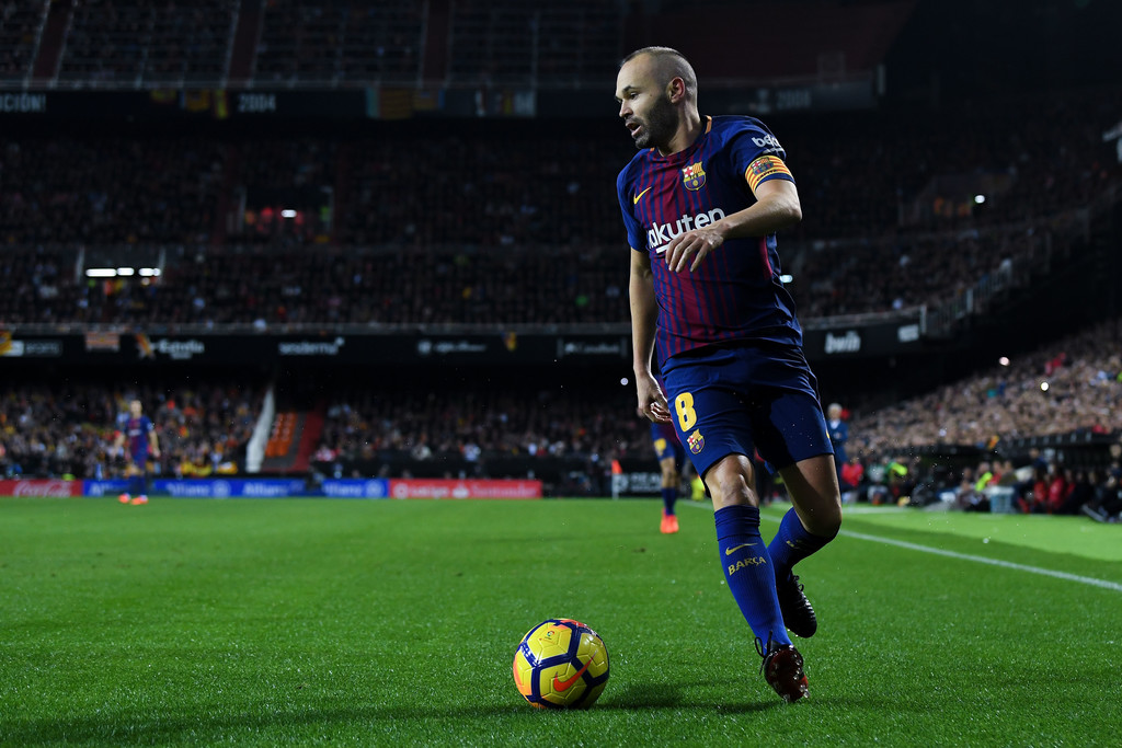 Người cũ cảnh báo Real về sự khủng khiếp của Iniesta