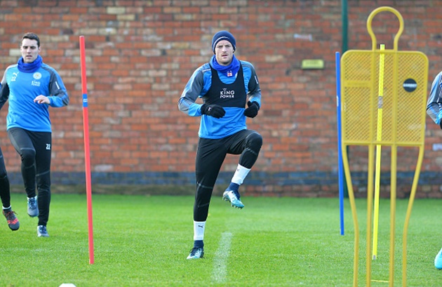 Ảnh bài viết Vardy căng thẳng trên sân tập, Man Utd mừng thầm?