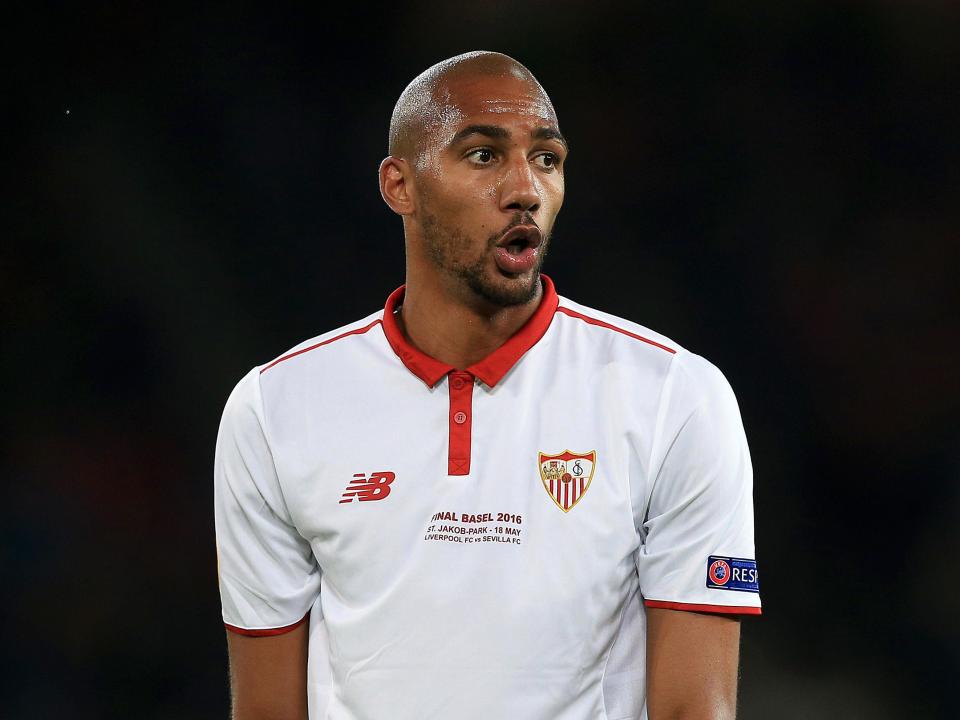 Ảnh bài viết Mua N'Zonzi, Arsenal bất ngờ gặp kẻ phá bĩnh