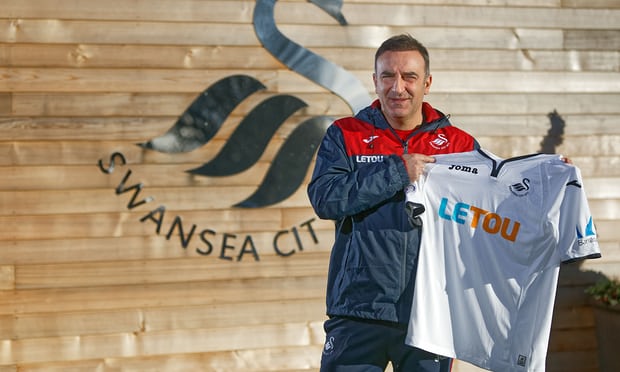 CHÍNH THỨC: Swansea đón tân HLV lạ hoắc