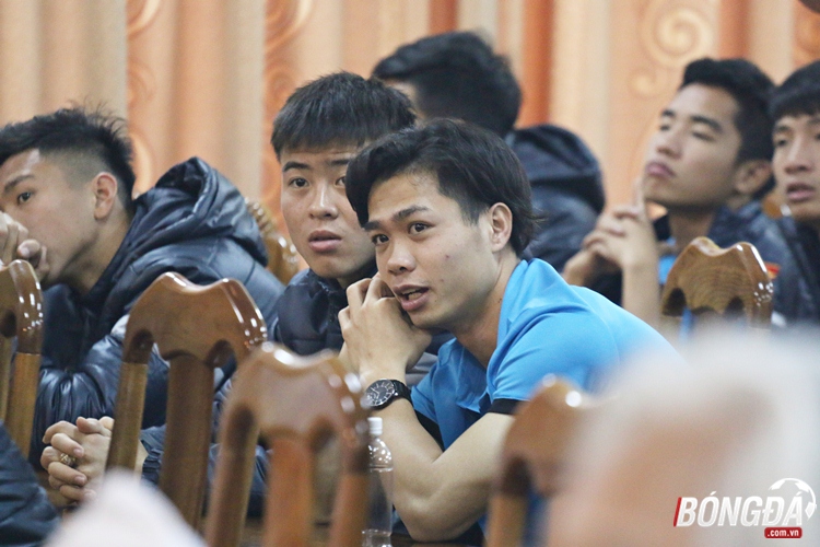 Ảnh bài viết Công Phượng, Xuân Trường thoải mái trước ngày ra biển lớn 