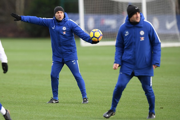 Sắp bắt kịp Man Utd, Conte đẩy cao cường độ các buổi tập của Chelsea